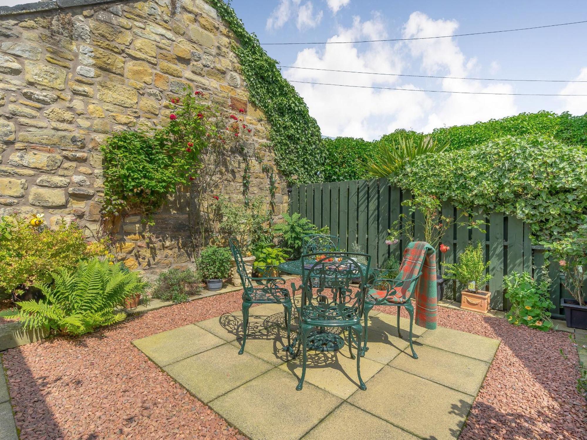 Villa Harrys Den Alnwick Esterno foto